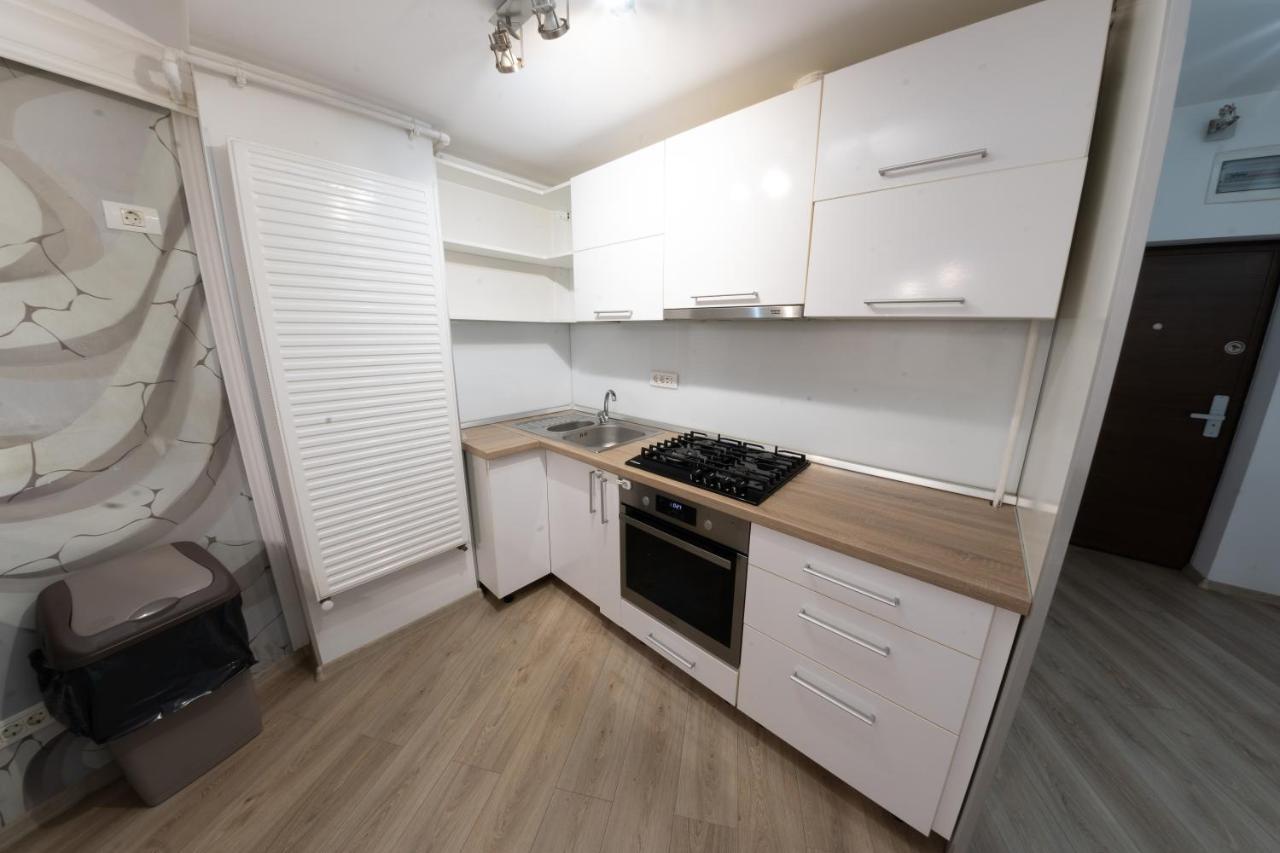 Parliament 200sqm Loft Style 1br Ap W Private Garden *
